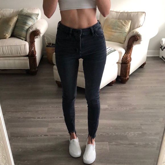 Black high-rise skinny jeans - Picture 1 of 3